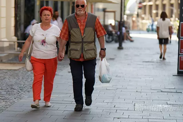 elderly-person-640x480-58803638.jpeg