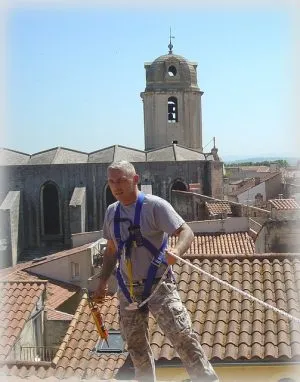 home-repair-640x480-20632128.jpeg