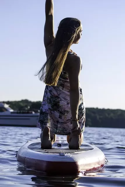 inflatable paddle board