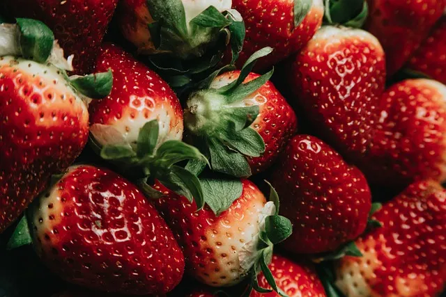 local-food-640x480-48950826.jpeg