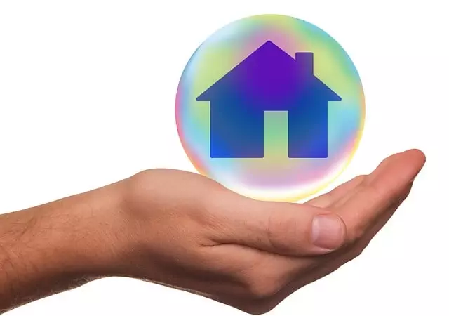 Bundling Auto and Home Insurance for Discounts