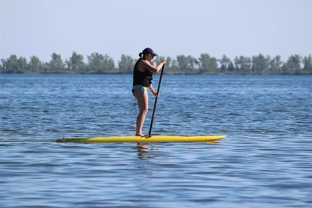 inflatable paddle board