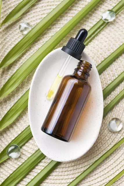 mint-flavored-cbd-tincture-640x480-53485062.jpeg
