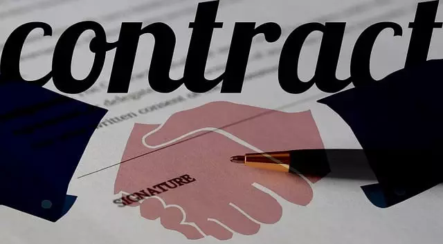 professional-liability-insurance-640x480-72341304.jpeg