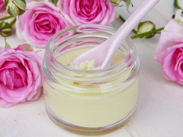 Unlock Youthful Radiance: Comprehensive Guide to Facial Contouring Rejuvenation