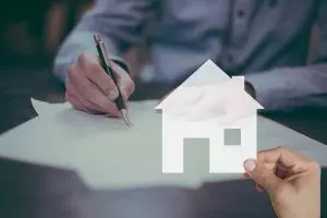 business-insurance-640x480-52151830.jpeg