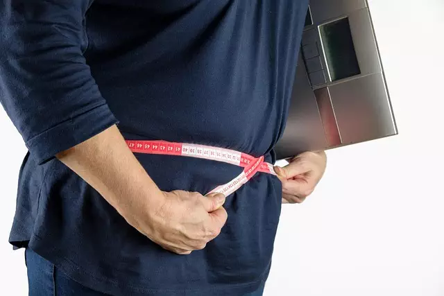 coolsculpting-treatment-for-belly-fat-640x480-73192185.jpeg