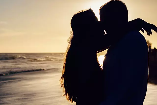 Emotion-Focused Therapy for Couples: Healing through Feelings and Connection