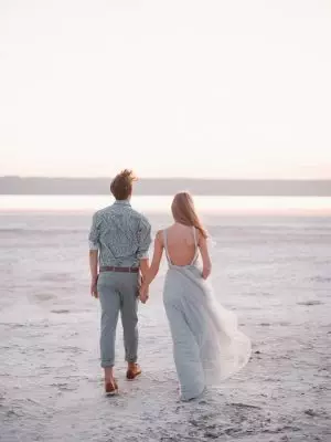 couples-therapists-near-me-640x480-73677467.jpeg