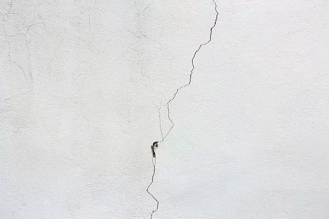 Mastering Foundation Crack Fixing: Techniques, Benefits, and Expert Guidance