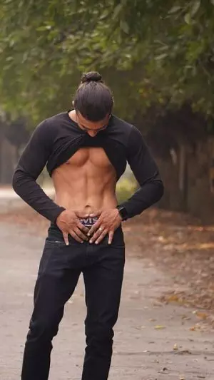 non-surgical-body-sculpting-640x480-26412831.jpeg