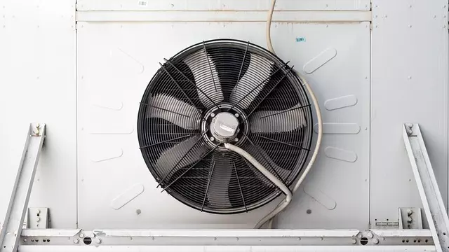 Programmable Cooling Units: Enhancing Pet Comfort with Air-Condiced Dog Houses