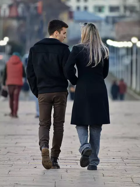 couples therapists near me
