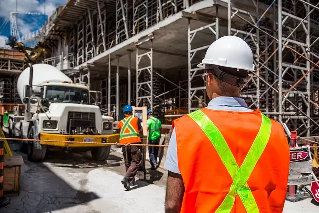 foundation-contractors-640x480-56526259.jpeg