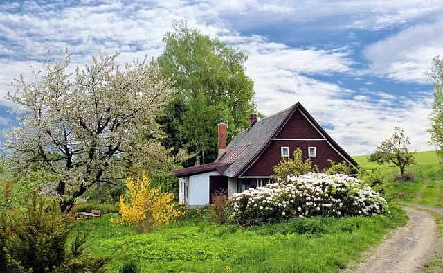 Revolutionize Your Air Condited Dog House: Energy-Efficient Cooling Solutions