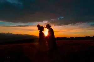 couples-therapists-near-me-640x480-74310136.jpeg