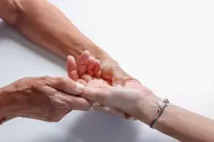 non-invasive-treatments-640x480-87245003.jpeg