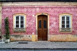 house-640x480-73831525.jpeg