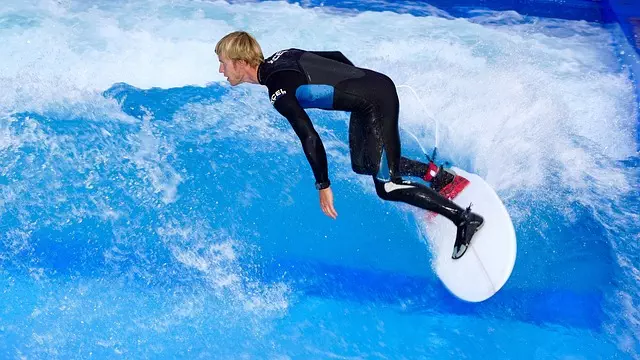 surfboard-for-beginners-640x480-22754560.jpeg