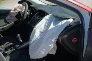 collision-coverage-640x480-91451453.jpeg