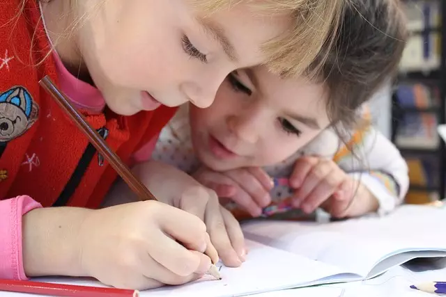 education-640x480-11054984.jpeg