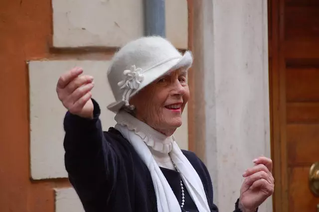 elderly-person-640x480-9325433.jpeg