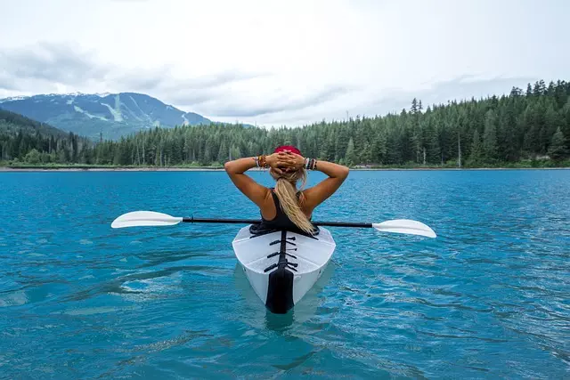fishing-kayak-640x480-13724862.jpeg