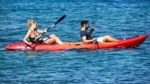 fishing-kayak-640x480-67390799.jpeg