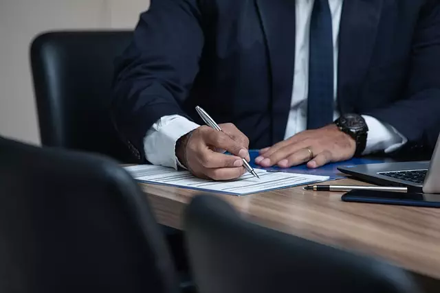 How to Choose the Right Business Insurance