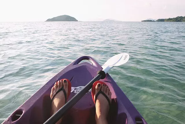 inflatable-kayak-for-two-640x480-61089541.jpeg