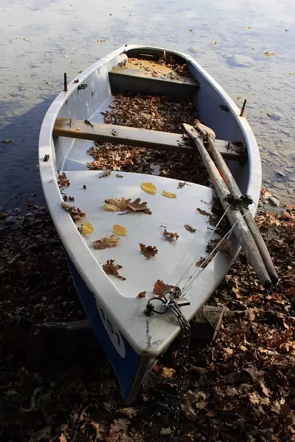 inflatable paddle board