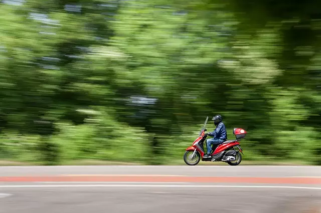 mopeds-for-sale-640x480-76394211.jpeg