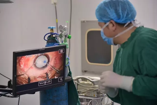 plastic surgery marketing