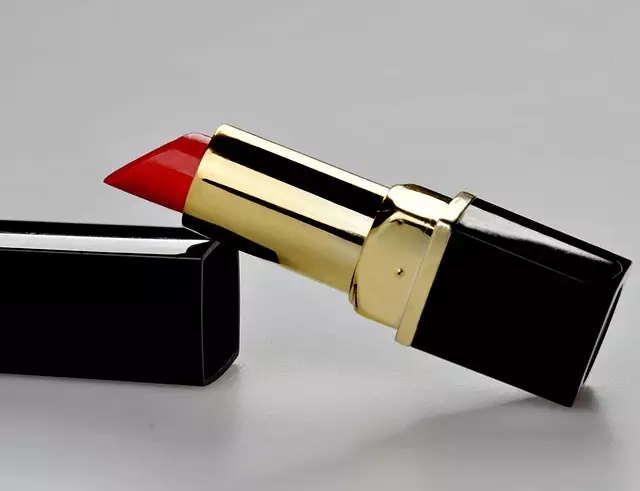 plastic surgery marketing
