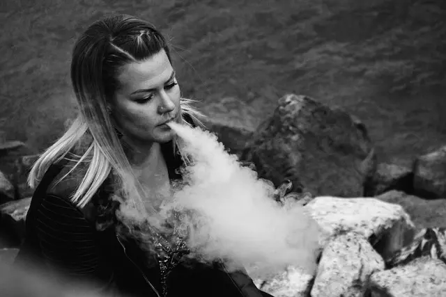 thc-a-vape-cartridge-640x480-8199116.jpeg