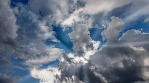 accountant-cloud-it-640x480-73171420.jpeg