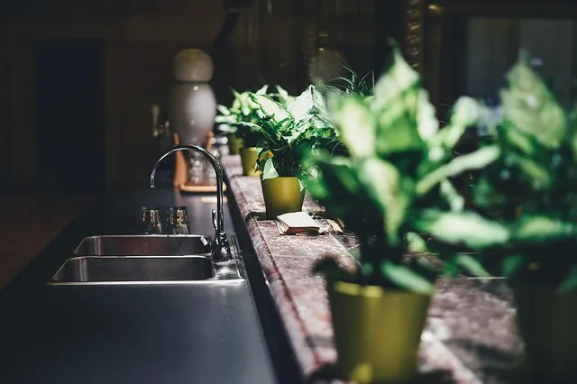 faucet-repair-640x480-96444912.jpeg