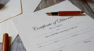 local-divorce-mediator-640x480-30897841.jpeg