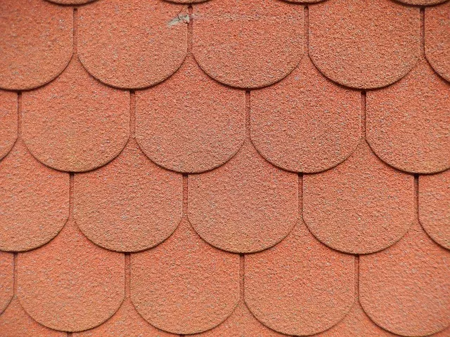 Revitalize Aging Roofs: Restoration vs. Replacement for Prolonged Lifespan